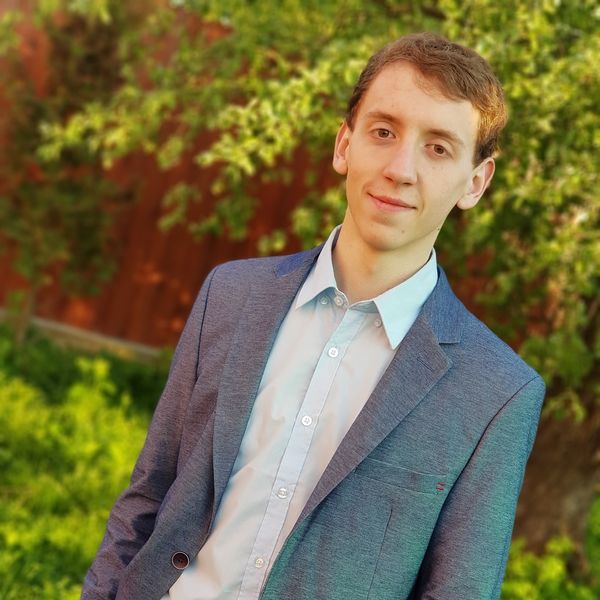 Максим Пешехонов